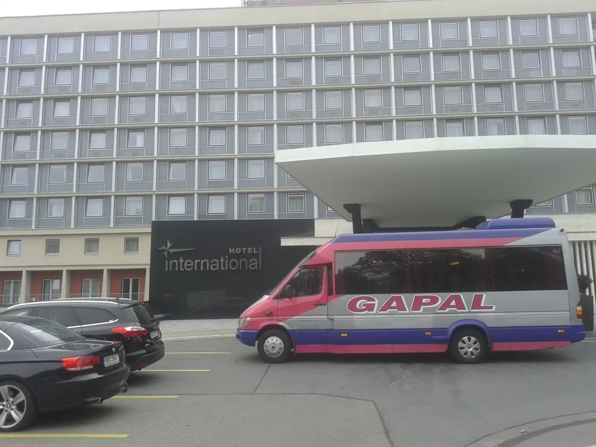 Mercedes Sprinter 616 Gapal Tour – vozidlo pre prepravu osôb
